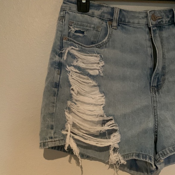 American Eagle jean shorts - Picture 3 of 6